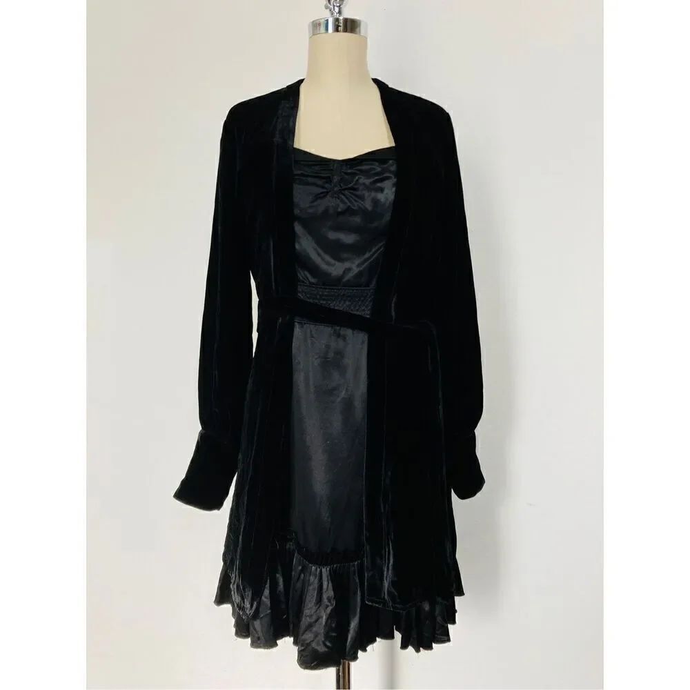 NEW CHASeR Women’s M Black Velvet Blouson Sleeve Kimono Jacket